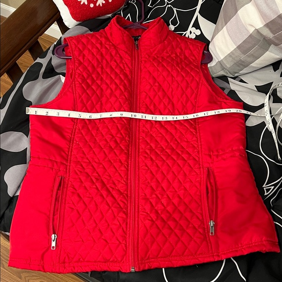 Relativity Lightweight Vest - Picture 4 of 5